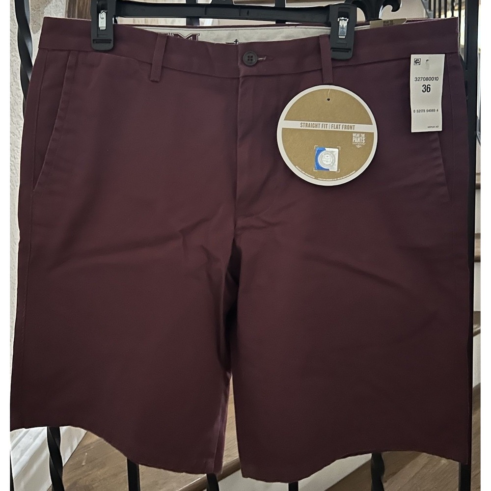 Men's Size 36 Dockers Game Day A&M Shorts Straight Fit Flat Front Golf Shorts